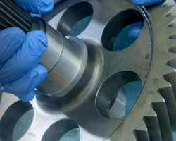 Важность правильной очистки перед проведением капиллярного контроля - Официальный представитель MAGNAFLUX в России и СНГ